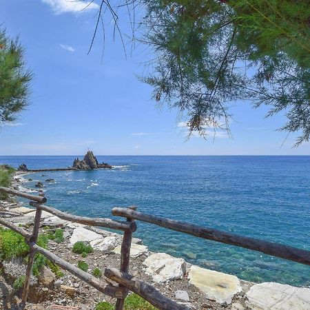 Amazing Apartment In Moneglia With House Sea View Zewnętrze zdjęcie