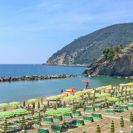 Amazing Apartment In Moneglia With House Sea View Zewnętrze zdjęcie