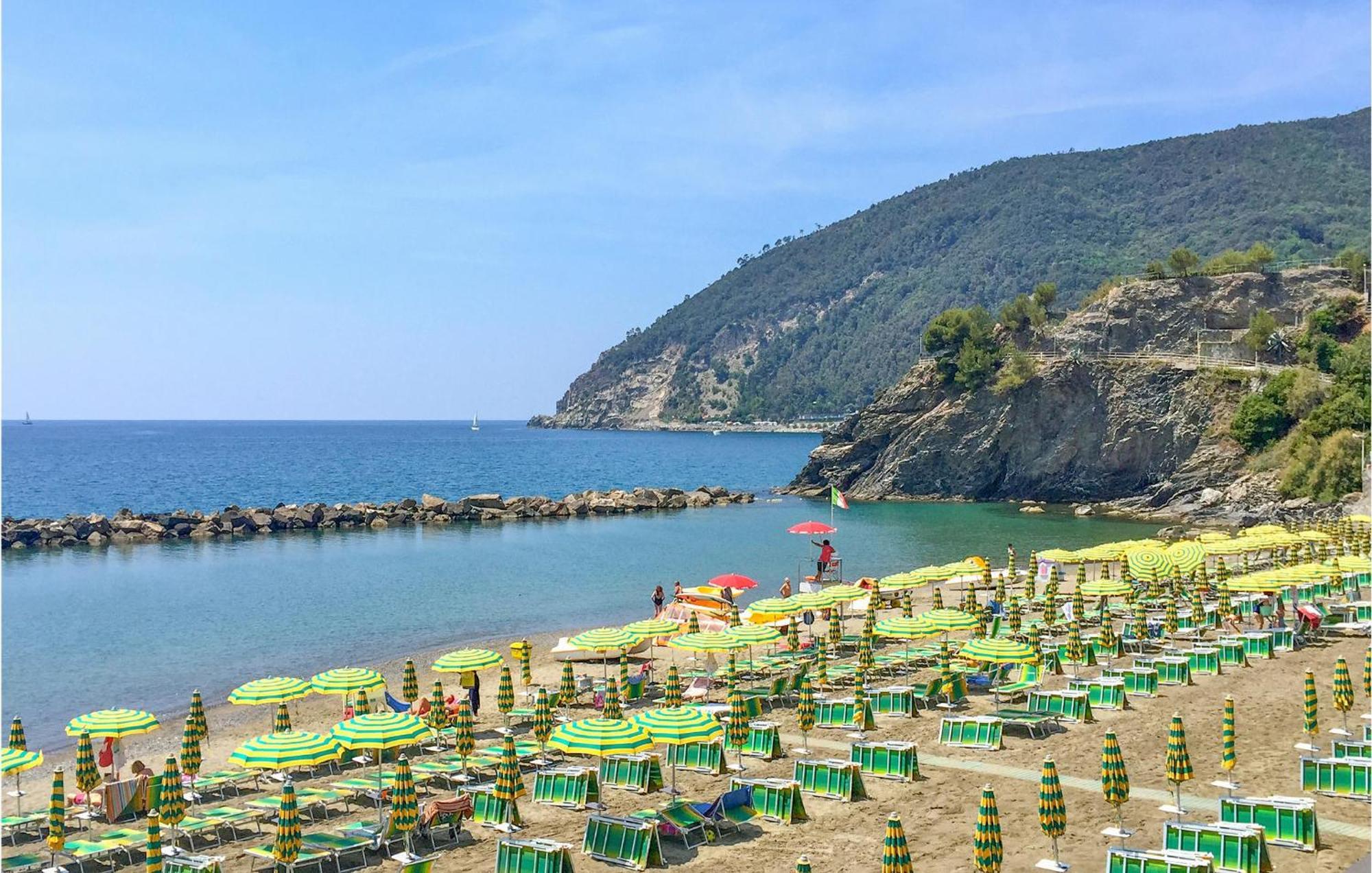 Amazing Apartment In Moneglia With House Sea View Zewnętrze zdjęcie